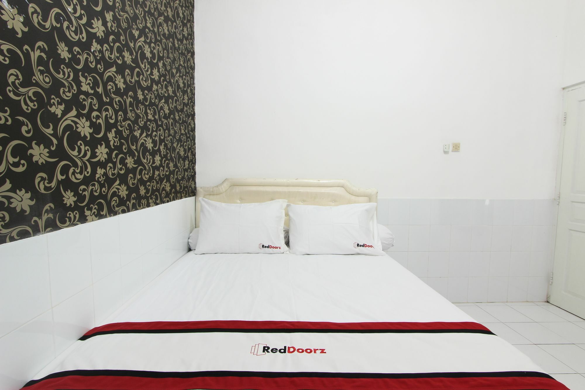 Reddoorz Near Gejayan 호텔 Kejayan 외부 사진
